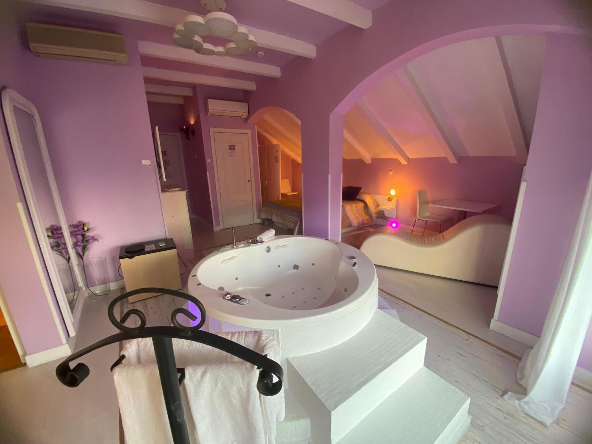 Tu Mansion Guest House Navalcarnero Bagian luar foto