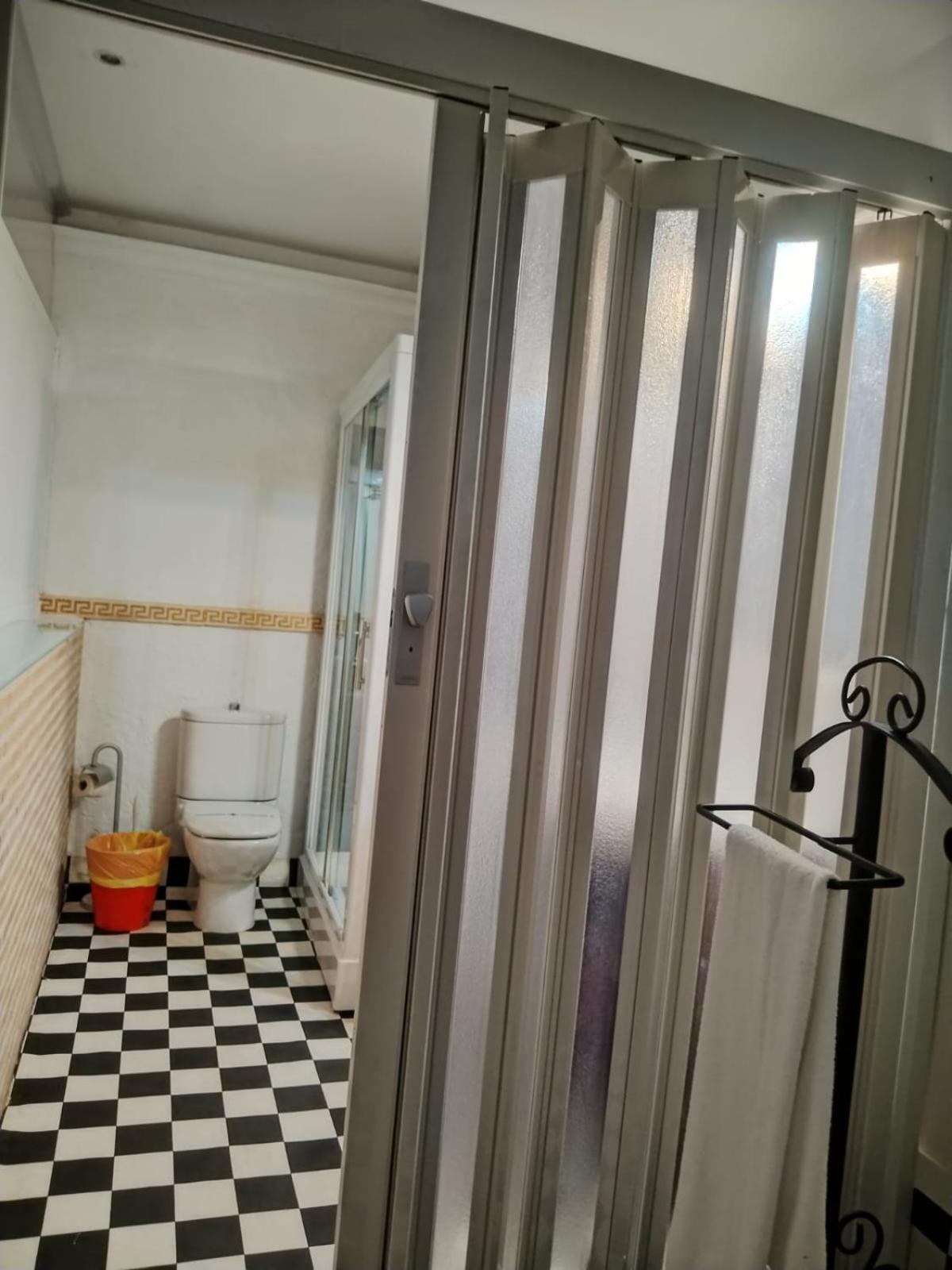 Tu Mansion Guest House Navalcarnero Bagian luar foto