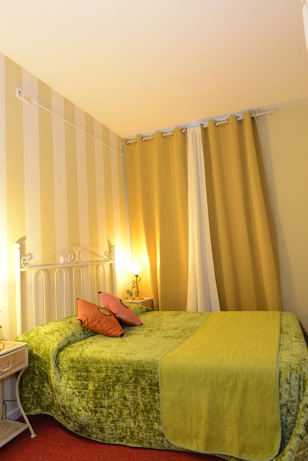 Tu Mansion Guest House Navalcarnero Bagian luar foto